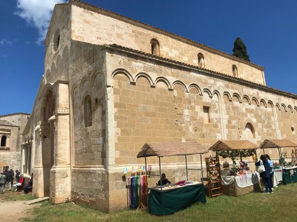 2 rid. Cerrate durante la Fiera &ldquo;Lu panieri&rdquo; (&copy; T.B.)